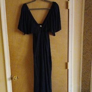 FP Beach Black Flutter-Sleeve LaLa Maxi Dress with Deep V Neckline